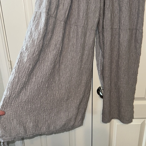 Out From Under Crinkle Elastic Pants Wide legs with drawstring size XS Gray - Picture 3 of 15